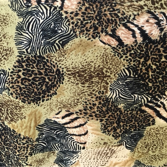 Susan Lawrence Sleeveless Blouse Pullover Stretch SzL Awesome Fit Neutral Colors - Picture 6 of 7